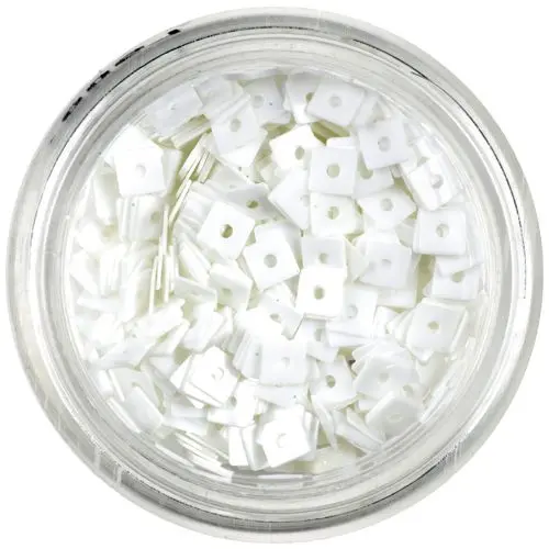 Lyukas díszítő négyzetek - fehér