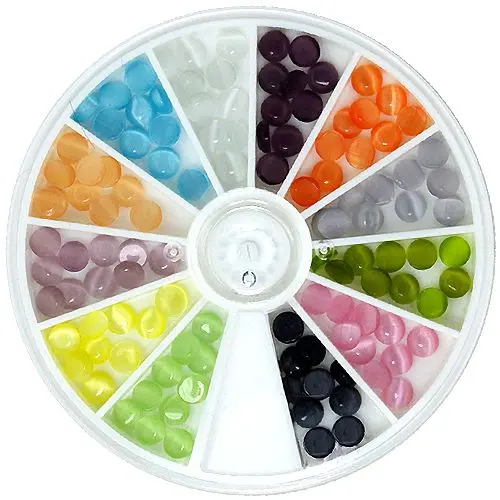 Körömdíszek boxban – gömbölyű kövecskék, 5mm